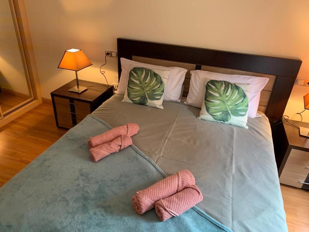 Apartamento Mota-2 Huca-Los Prados; Parking Y Wifi Gratis Oviedo Dış mekan fotoğraf